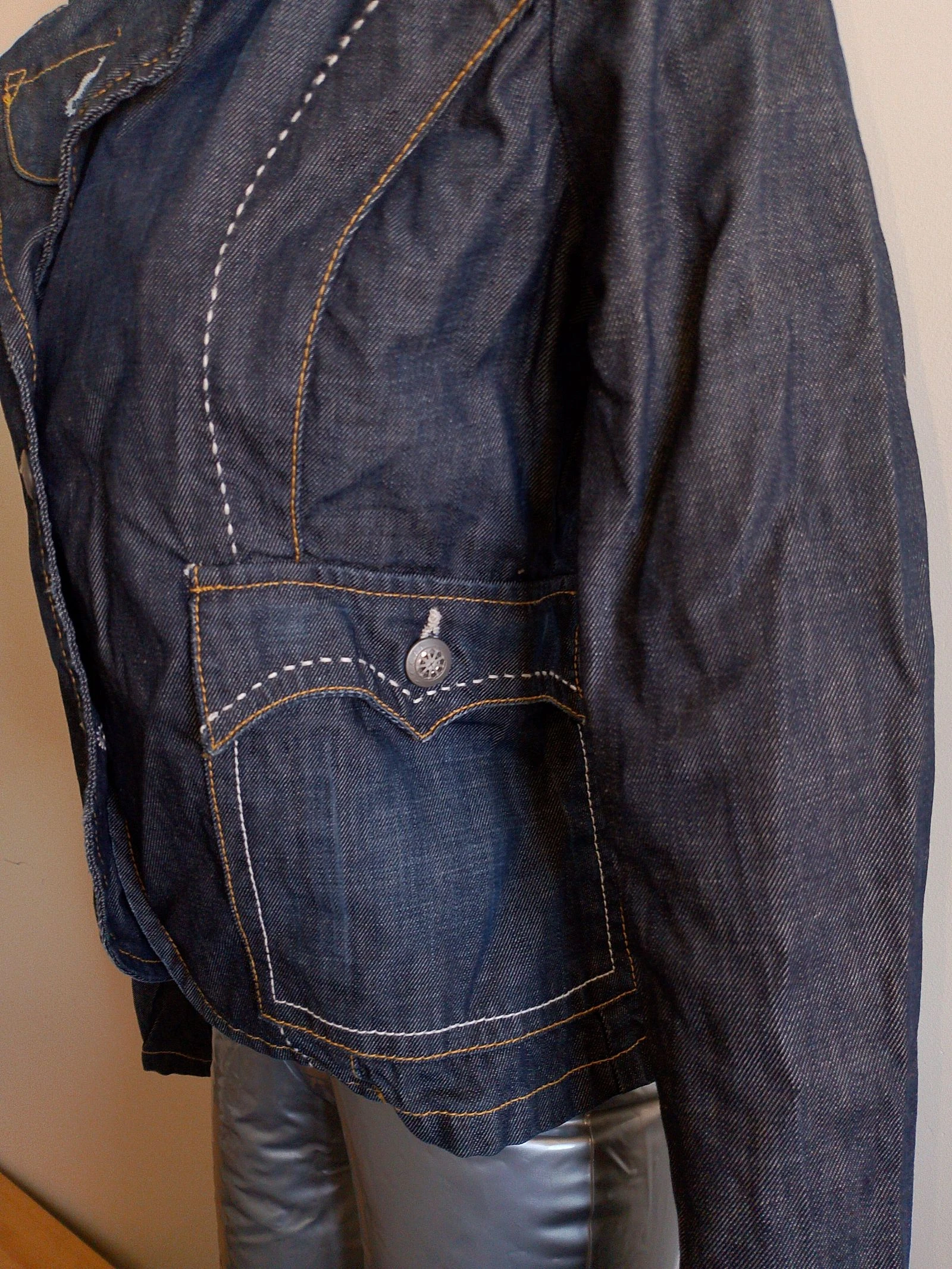 Veste blazer em denim cru School Rag – Bordados artesanais – Tamanho 3 – photo 3